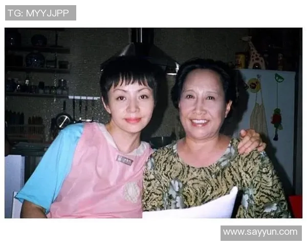 足球明星的外婆传奇人生与影响力揭秘